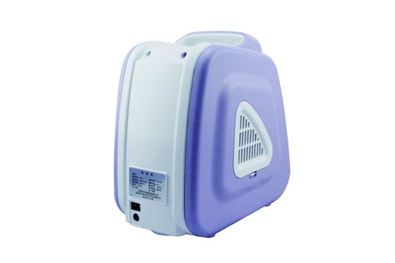 Mini Oxygen Concentrator Humidifier Portable Oxygen Supply 90~210W Power 93% Concentration